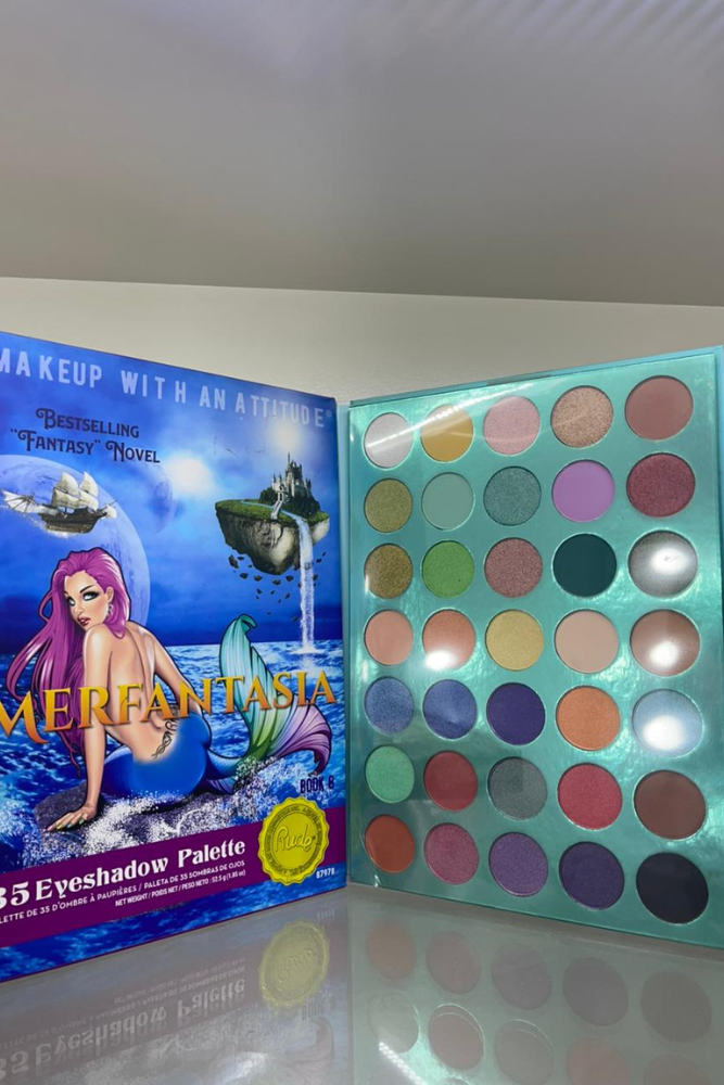 Galería SELF LOVE MAKEUP